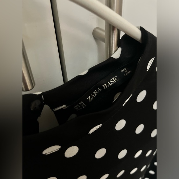 Zara dress - Picture 2 of 2